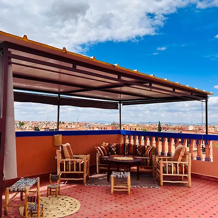 Apartment With Ac, Patio And Rooftop Appartement Climatise Avec Patio Et Toit Terrasse Marrakesh Extérieur photo