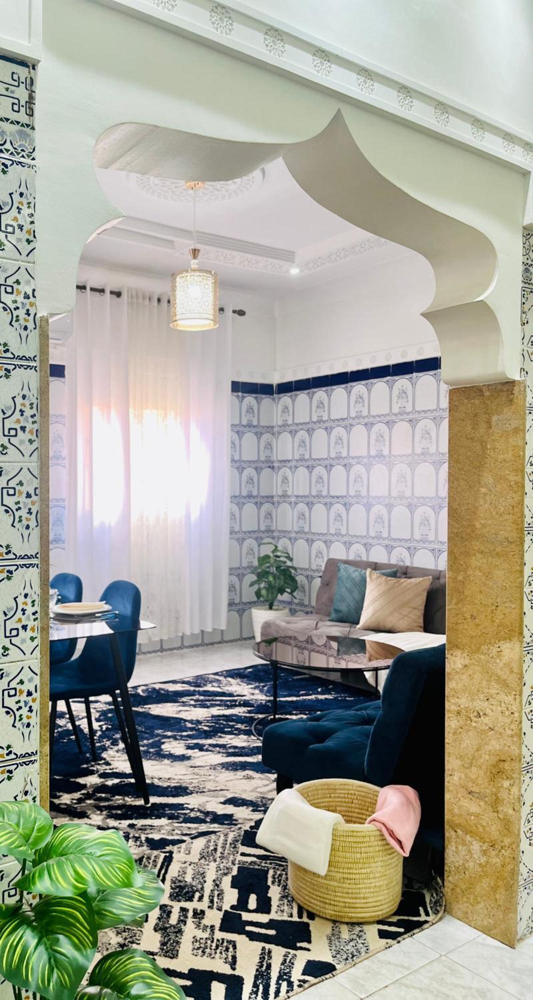Appartement With Ac, Patio And Rooftop Climatise Avec Patio Et Toit Terrasse *